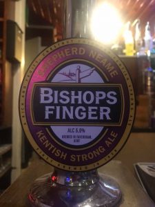 Bishops Finger - Kentish Strong Ale - Tap Badge