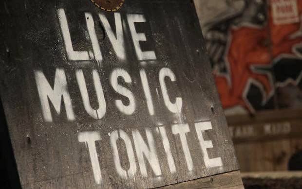 Sign Proclaiming Live Music Tonight